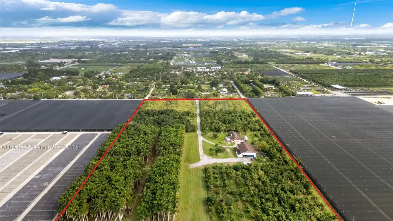 Nearly 20-acre Compound in Redland