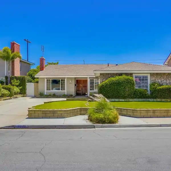WONDERFUL HOME ON A QUIET STREET