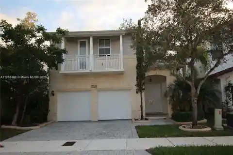Gracious Home in Vintage Estates