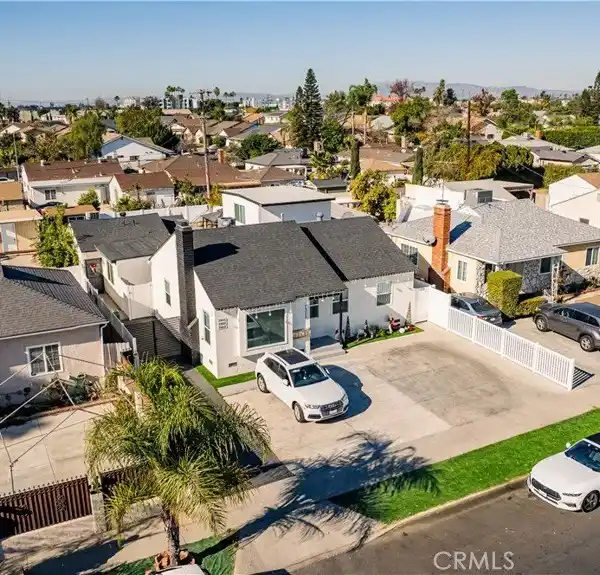 BEAUTIFULLY UPDATED POOL HOME