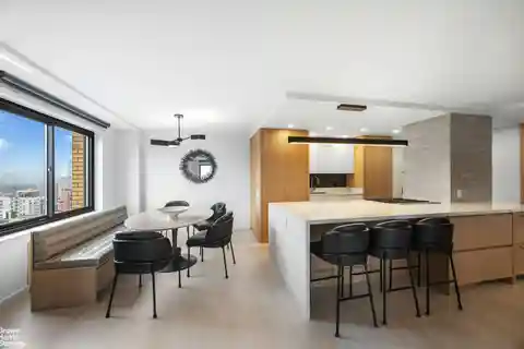 Elegant Upper West Side Sanctuary