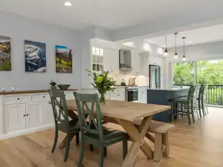 Modern Elegance in West End