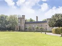 OXNEY COURT - AN IMPORTANT COUNTRY HOUSE ESTATE