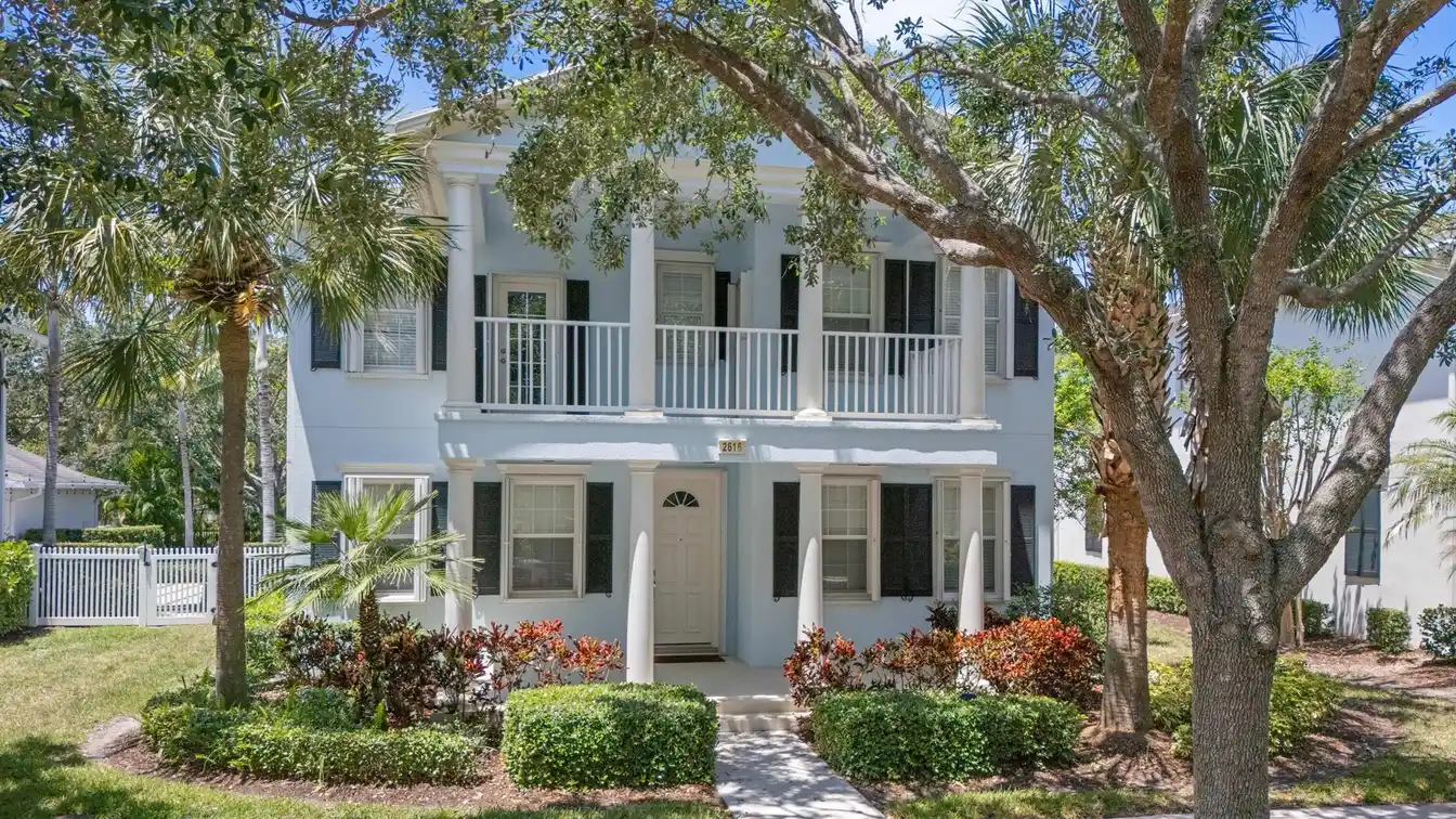 Immaculate and Spacious Pool Home