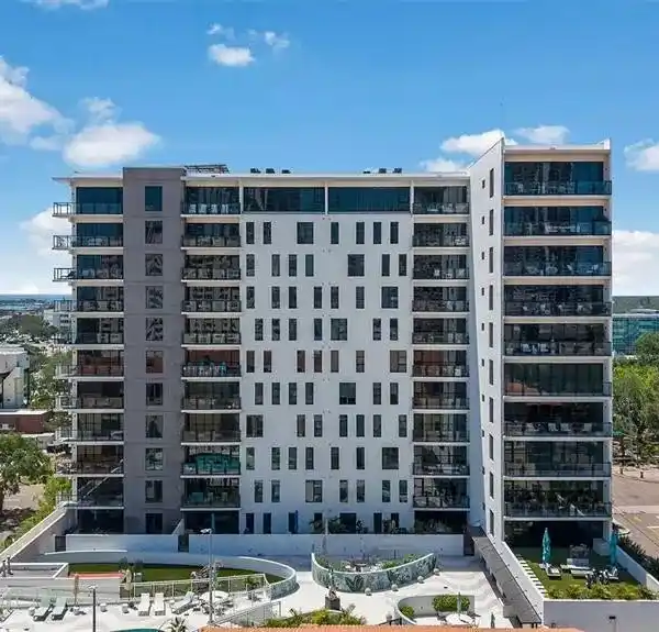 SPECIAL OPPORTUNITY AT THE SALVADOR