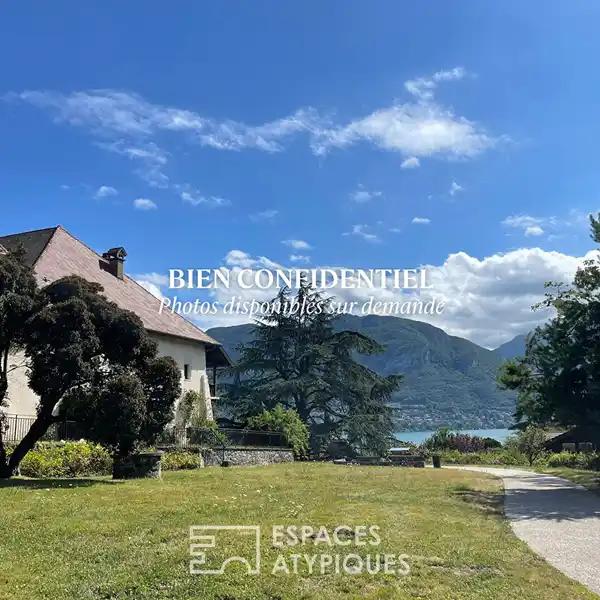 ARCHITECT-DESIGNED RETREAT WITH MOUNTAIN VIEWS