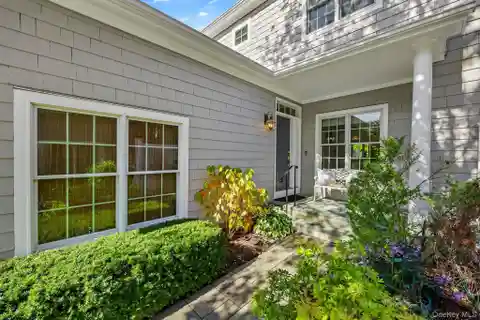 Sun-Drenched Townhome at Pleasantville Country Club