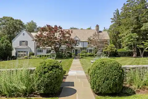 Handsome 1938 Clapboard-clad Colonial