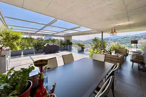 Gorgeous Top Floor Residence Offering Spectacular Views