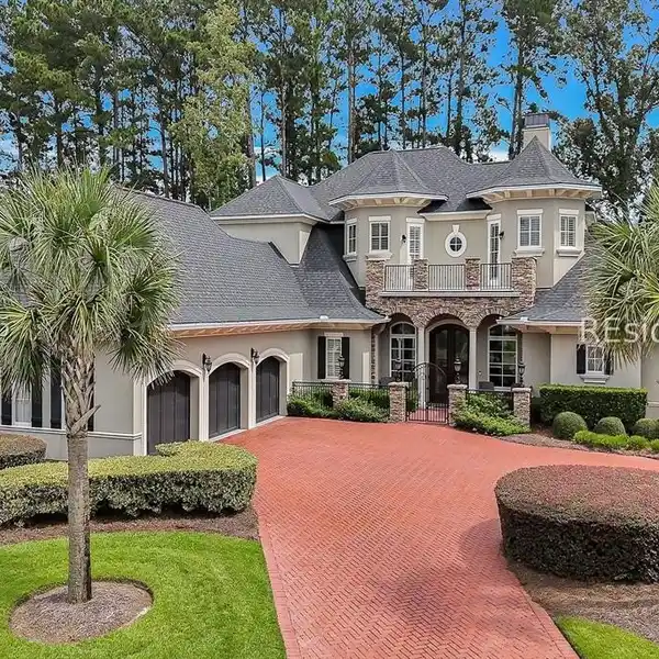 A TRUE LOWCOUNTRY RETREAT