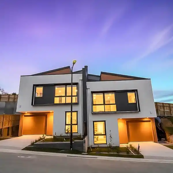 NEW MODERN PARKSIDE HOME