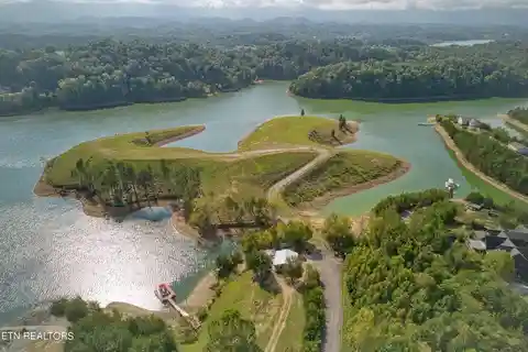 An Island Retreat with Limitless Potential