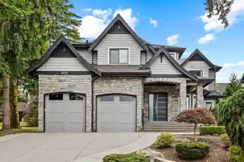 Exceptional Custom-Built Family Residence
