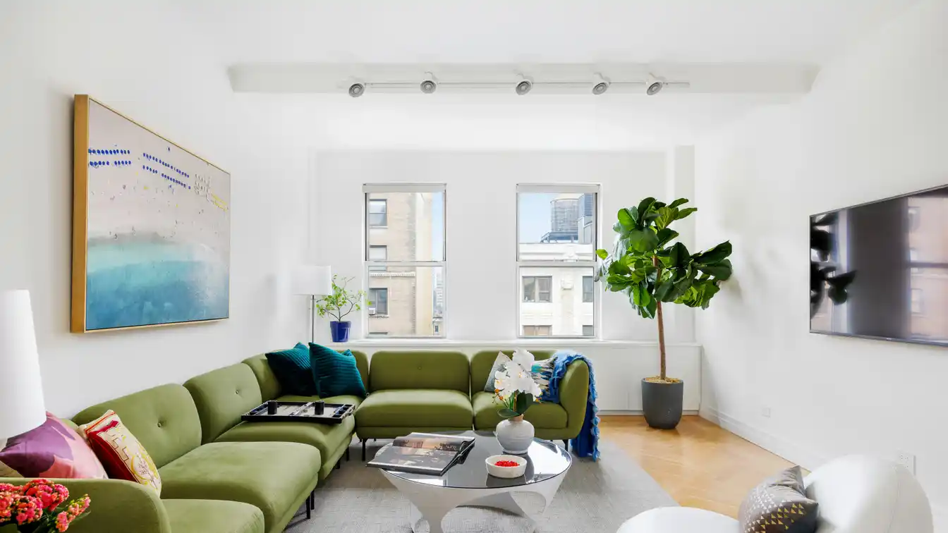Renovated Modern Home on Beloved Museum Block