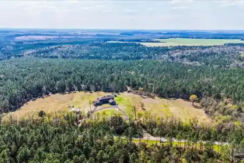 High-End Home on 61.5 Acres