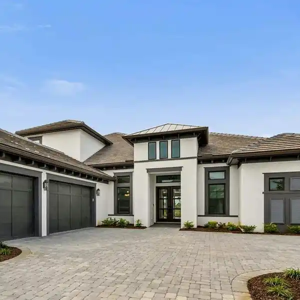 METICULOUSLY CRAFTED HOME IN ESPLANADE BY THE ISLANDS