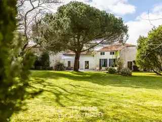 Countryside Oasis with Modern Comforts