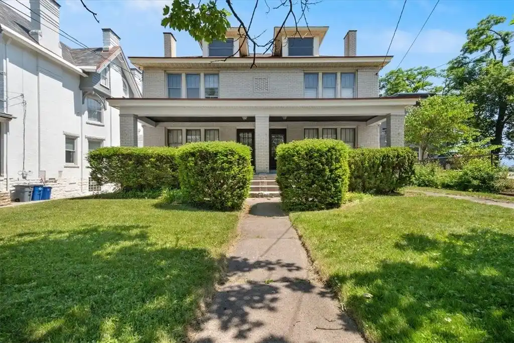 Unique Bailey Avenue Property with Amazing Views