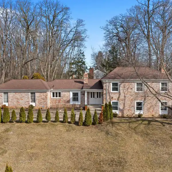 TURNKEY BRICK SPLIT LEVEL HOME