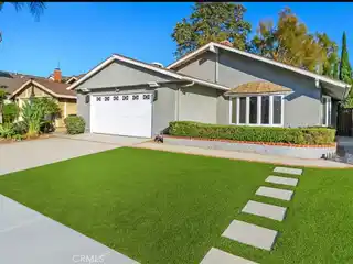 Single-Story Home on a Large Lot in Tustin Meadows