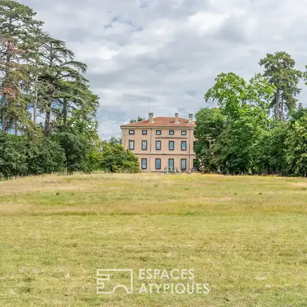 MAJESTIC AND VERSATILE PROPERTY