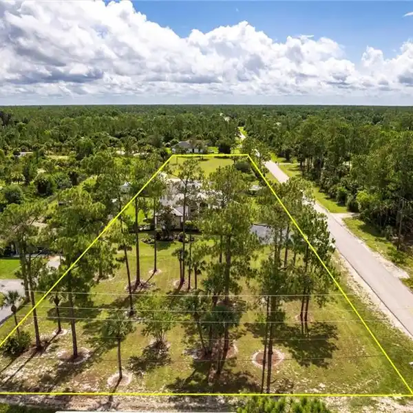 RENOVATED HOME WITH ENDLESS POSSIBILITIES