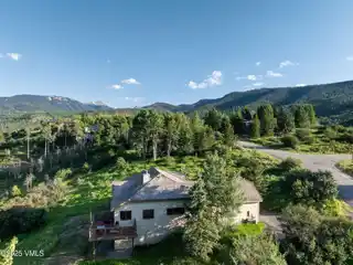Extraordinary View Property