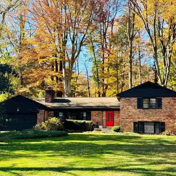 QUALITY-BUILT ALL BRICK SPLIT-LEVEL HOME