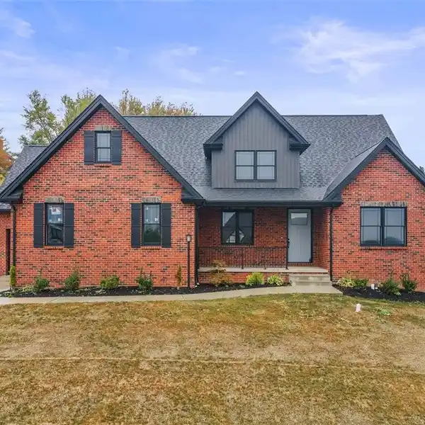 BEAUTIFUL HOME IN ALTO PIANO