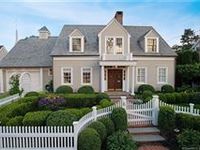VILLAGE CHARMER FULL OF HIGH-END AMENITIES
