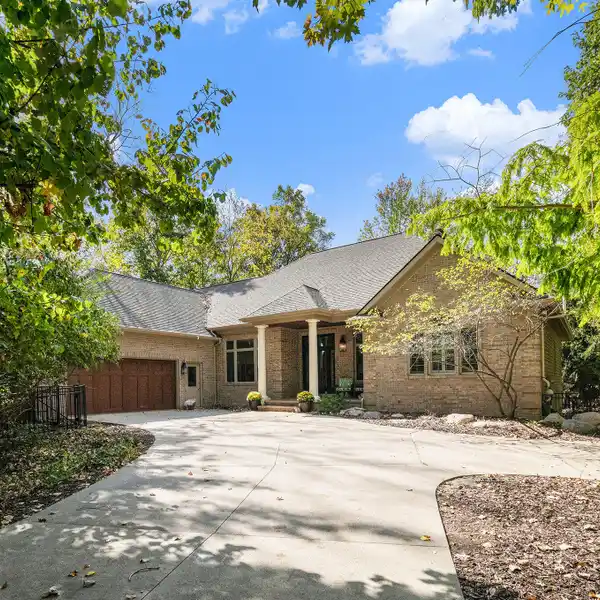 TRULY SPECTACULAR CUSTOM RANCH