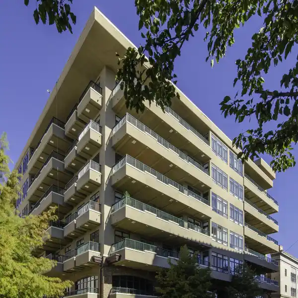 DOWNTOWN ASHEVILLE CONDO WITH MOUNTAIN VIEWS