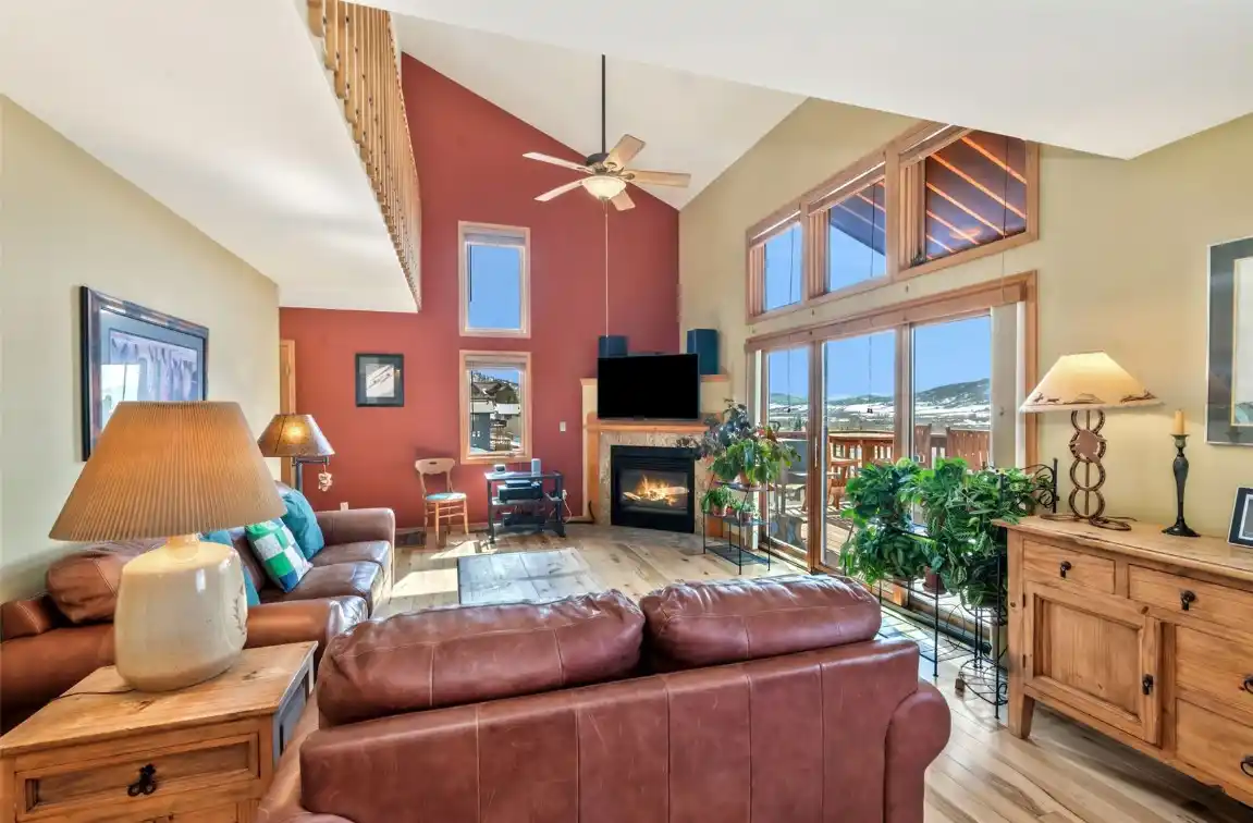 Beautifully Maintained Half Duplex