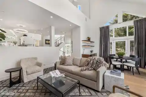 Newly Remodeled Contemporary Ski-In Ski-Out Townhome