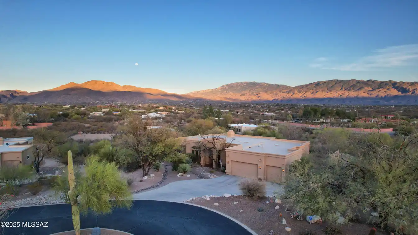 Spectacular Home in a Tranquil Environment
