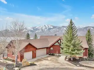 Gorgeous Home with Amazing Views