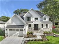 BUILD A CUSTOM HOME IN EAST HIGHLANDS