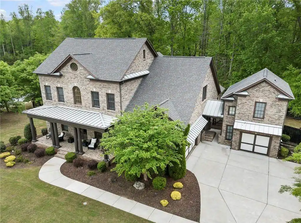 Luxury Meets Laid-back Living