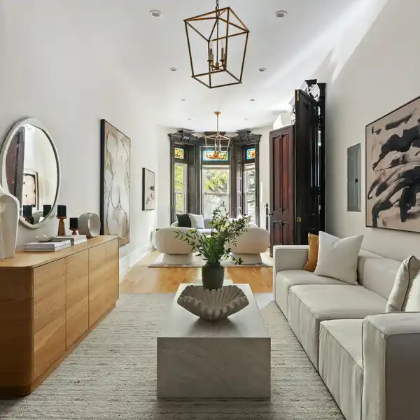 A MASTERPIECE OF RESTORATION AND REFINED DESIGN IN HISTORIC BROOKLYN