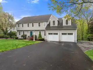 Exceptional Colonial in Algonquian Estates