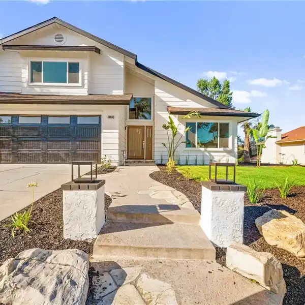 GORGEOUS OPEN-CONCEPT HOME WITH LUXE UPGRADES