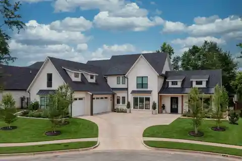 Grand Estate Home in Legacy Bend