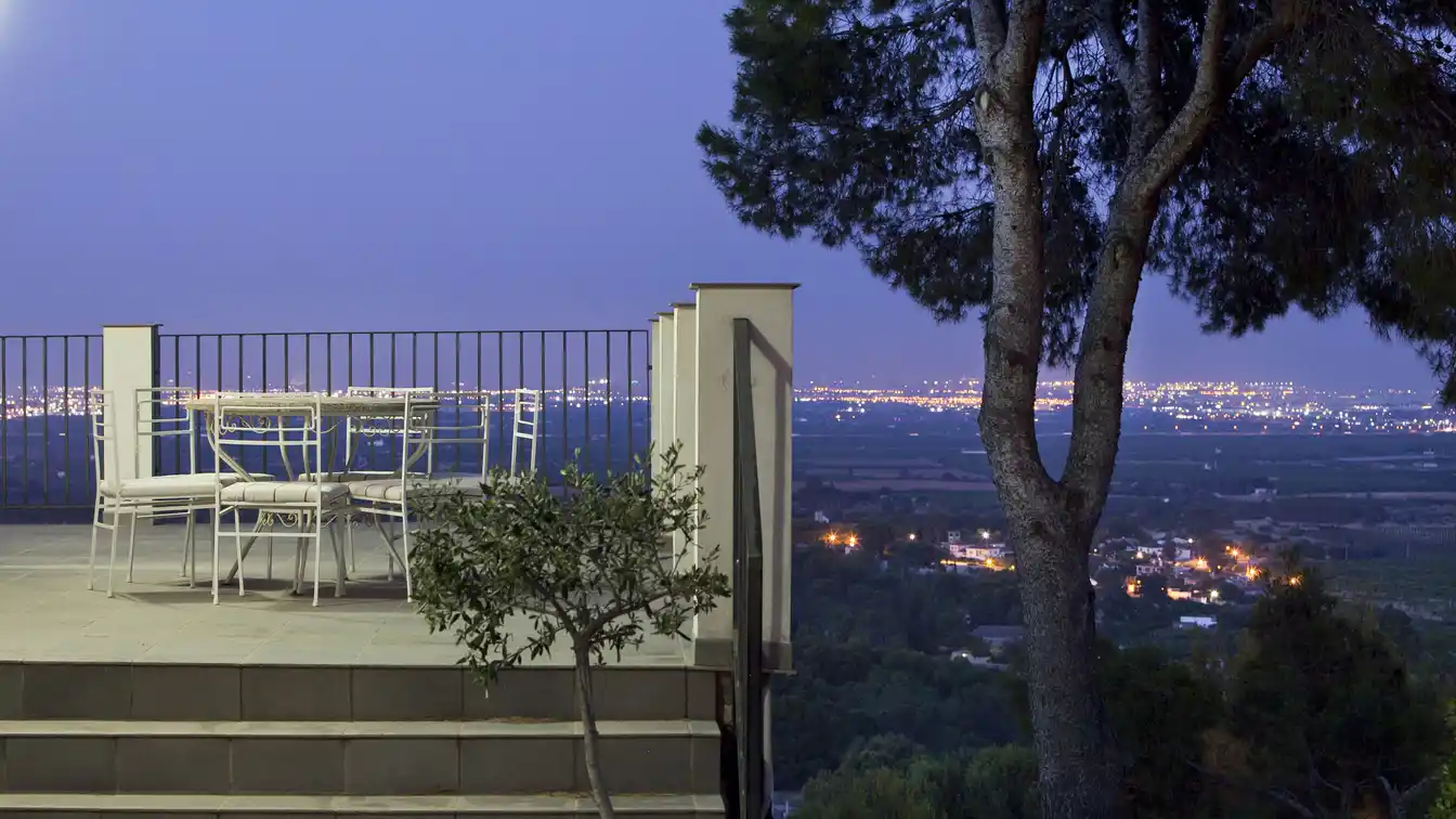 Exclusive Classic-style Villa