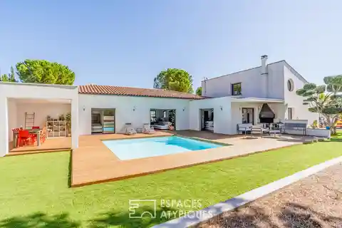 Contemporary Single-Story Villa