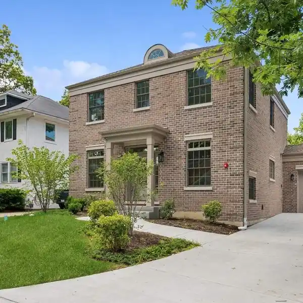 BRAND-NEW CONSTRUCTION IN EAST LAKE FOREST