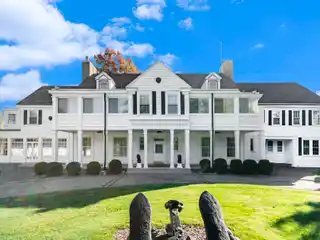 Landmark Grosse Ile Property