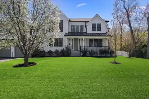 Immaculate Colonial Near Needham Center
