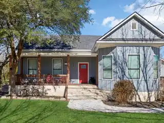 Rare Gem on Beautiful Cibolo Creek