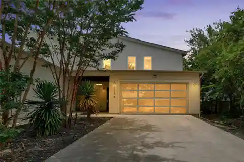 Fabulous Contemporary Townhome