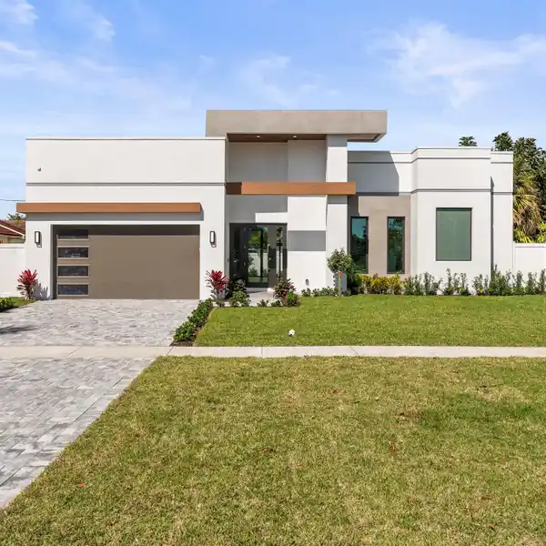 THE PINNACLE OF CONTEMPORARY LIVING